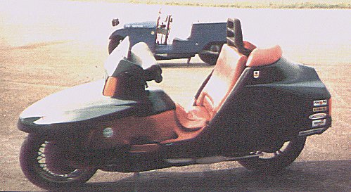 Prototype 1988 Voyager and 1926 Avro Monocar Prototype 1988 Voyager and 1926 Avro Monocar