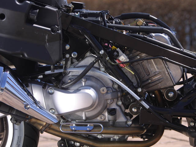 Silver Wing Motor in Frame (RHS)