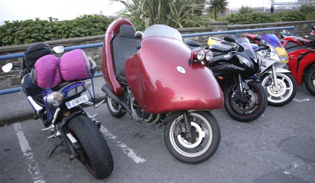 VF500FF at 2009 TT