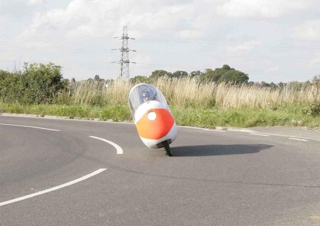 Blez Cornering in Cedric's Streamliner (2009)