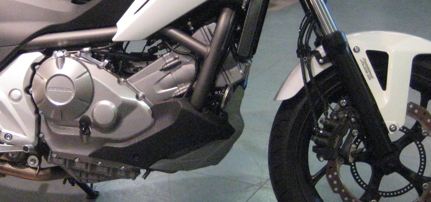 Honda Linto seat base position
