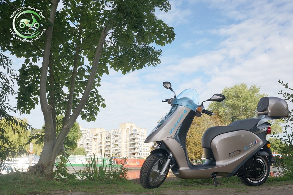 ECCity 50 - 4KW, L1e (Moped) category bike. ~60 mile range