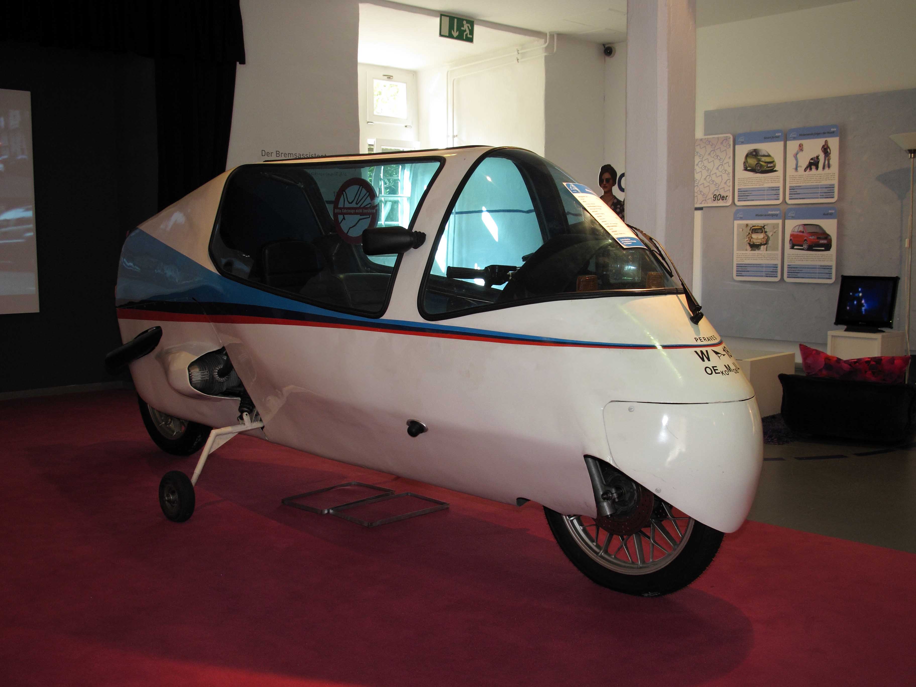 Peraves Prototype OEkoMobIL - 1