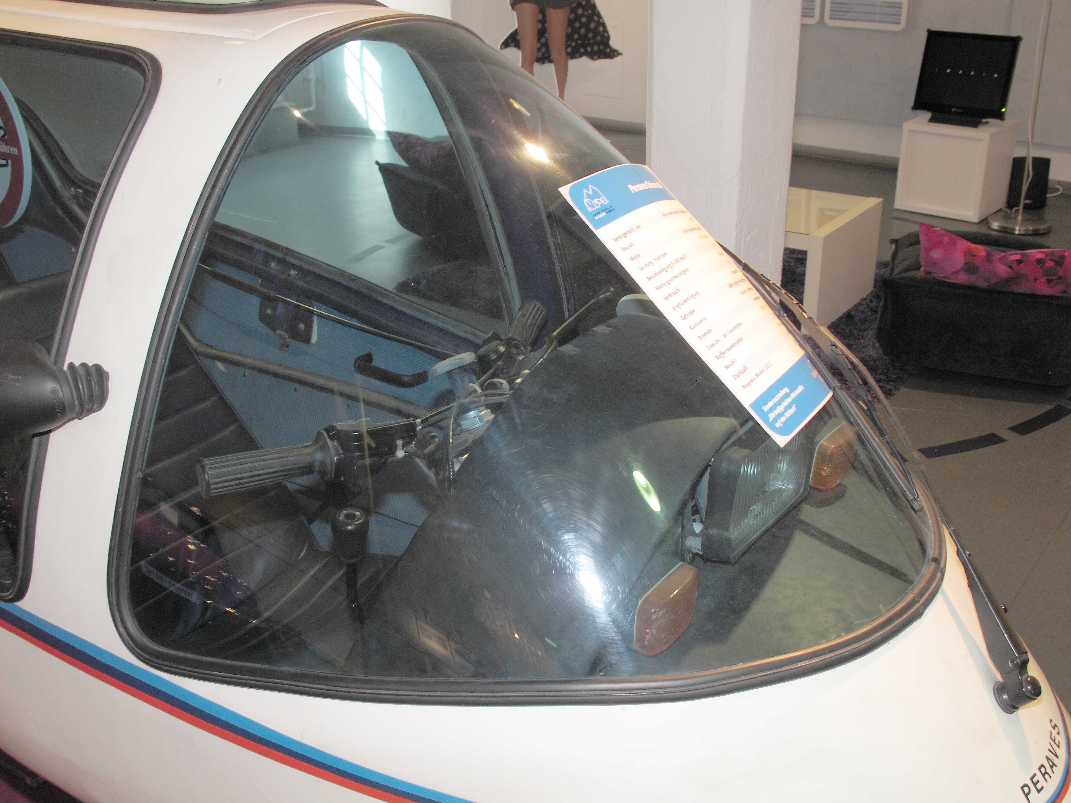 Peraves Prototype OEkoMobIL - 7