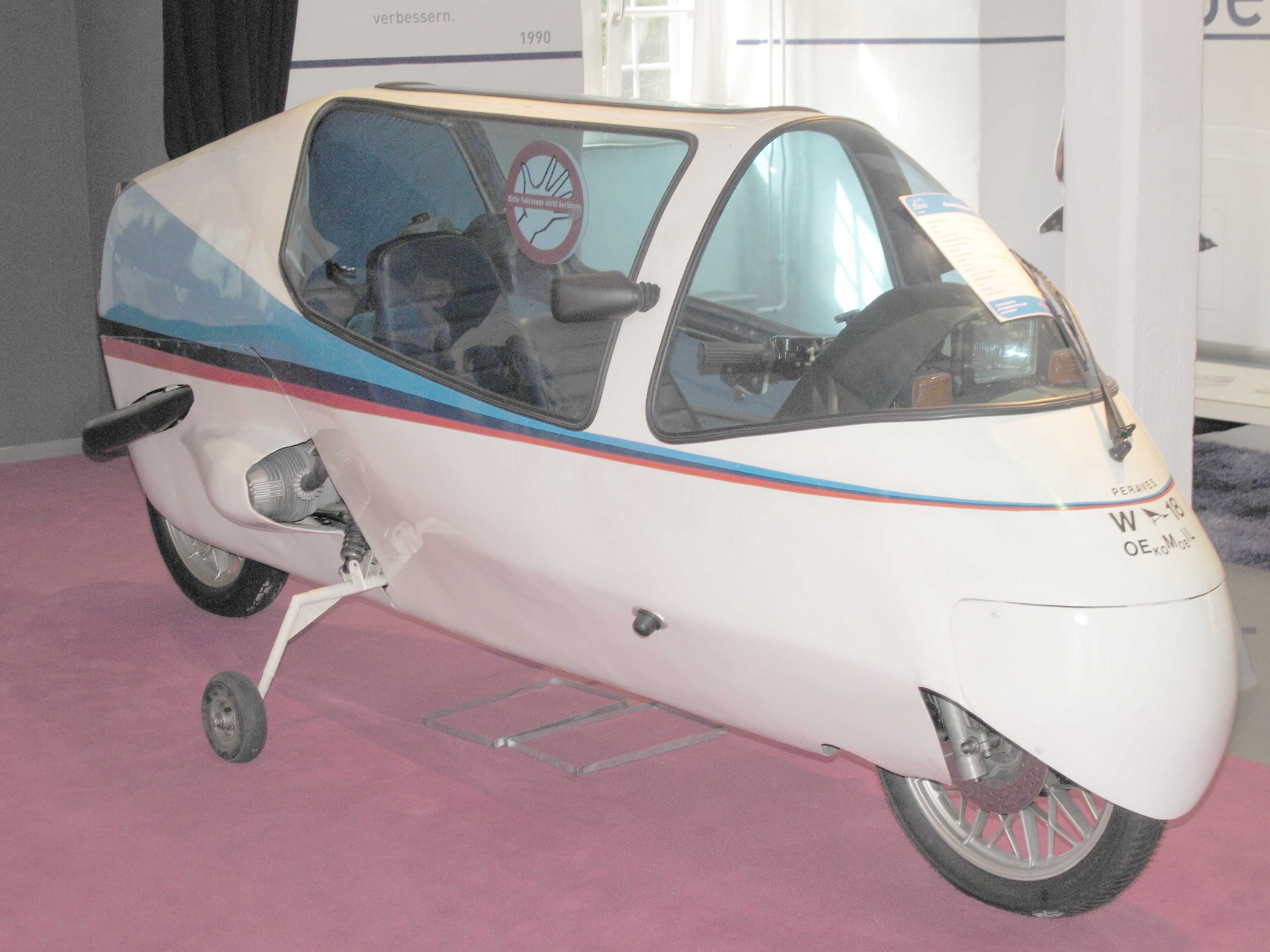 Peraves Prototype OEkoMobIL - 11