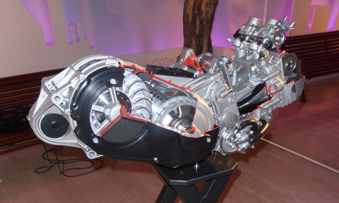 Cut away BMW 650 engine (RHS)