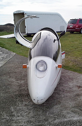 1976 Streamliner: Head-On shot
