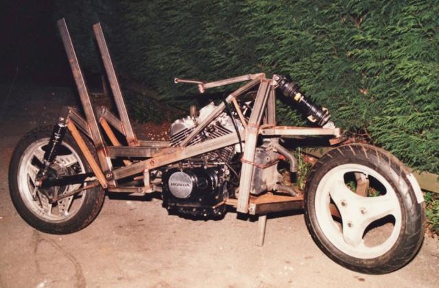 HofG VT500FF bare frame RHS