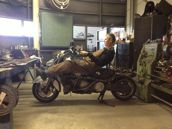 Monsterbike mounting of test seat 02