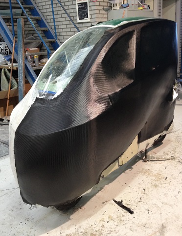 Monsterbike 2013-11-26 Getting its carbon skin on the positive mould.