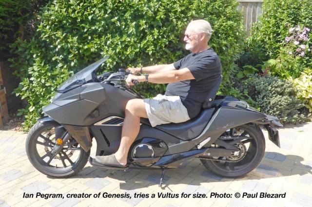 Genesis creator tries Vultus
