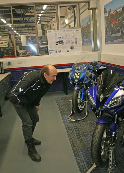 JB inspects an R6