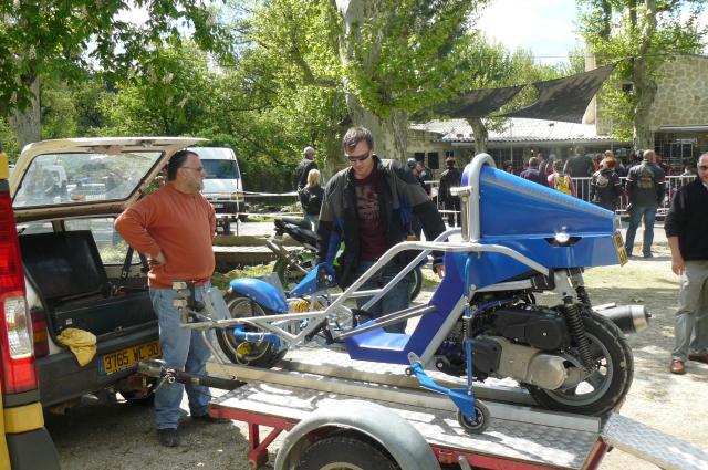 Who and what ? April 29th 2012 in Malaucène (France)