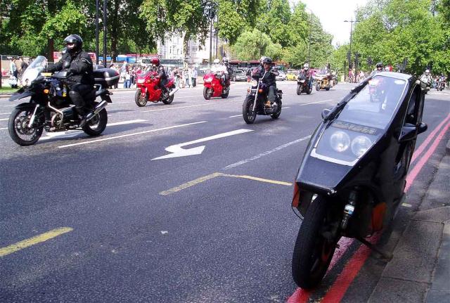 Quasar at Hyde Park Corner, 2006
