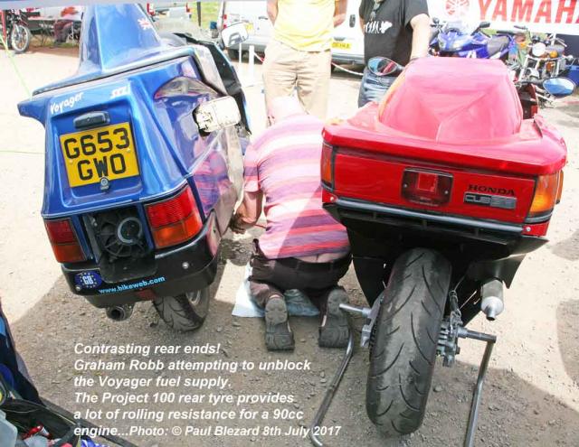 Contrasting Rear Ends At Mallory Park! 