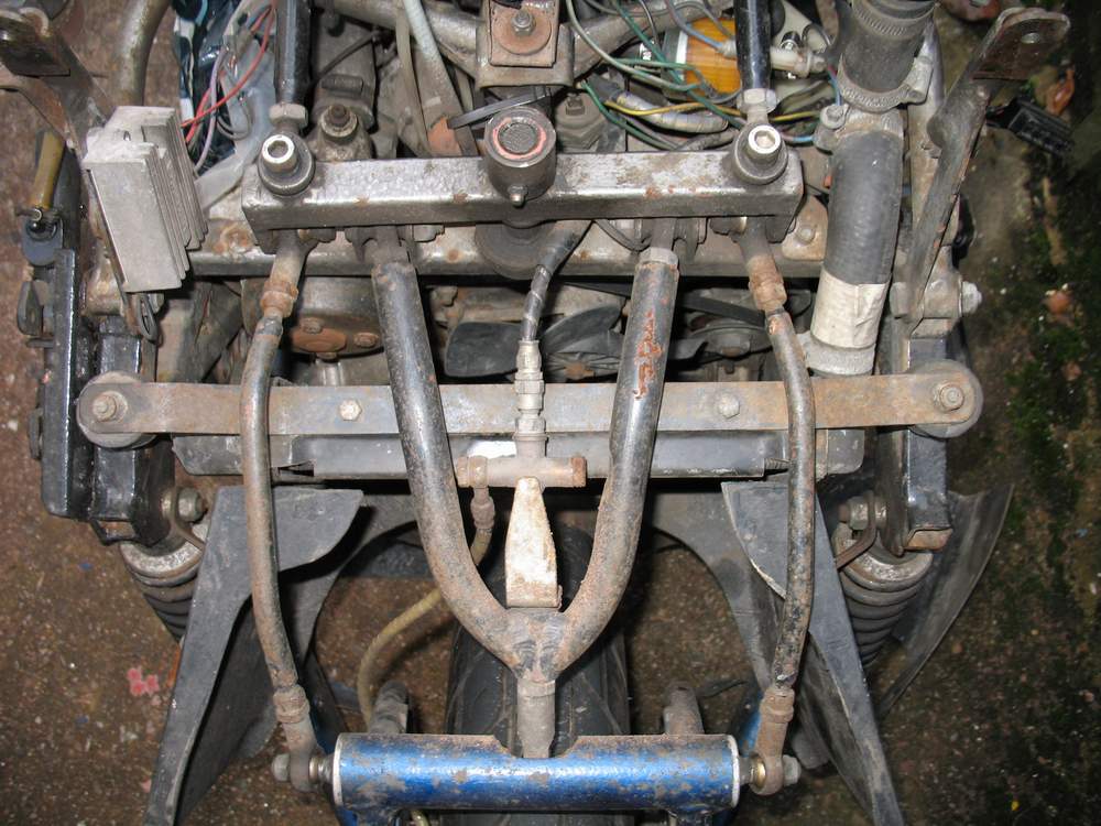 Top link detail of Delta
