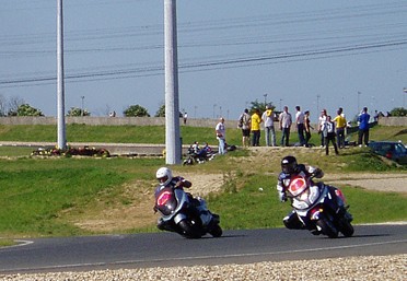 Blez racing a Mk1 Tmax
