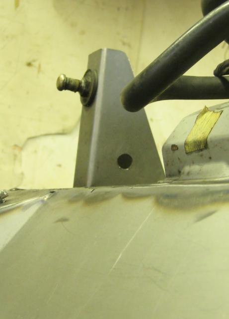 Door latch keeper pin, Key part