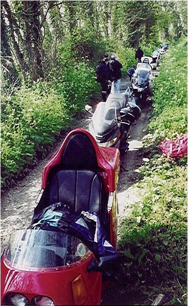FFs on the track to Field Cottage