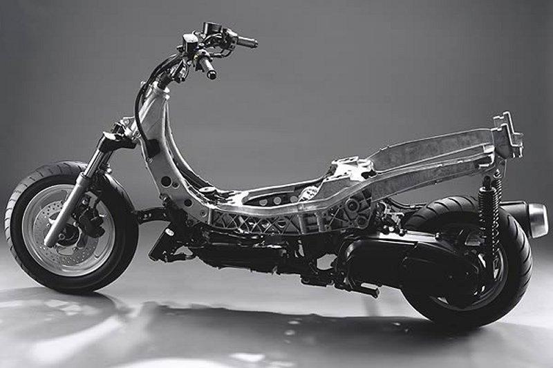 Yamaha Majesty YP400S naked