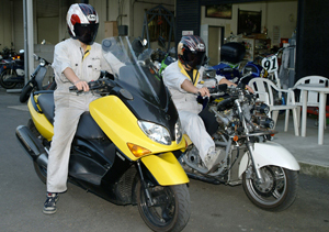 Customised Burgman 650 + Mk1 Tmax in Japan.